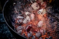 BlackSellig Beach Kokosbriketts 10 Kg -Barbecue Serien Geschäft 17148 Black Sellig Beach Briketts Glut