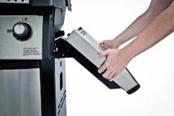 Broil King Signet 390 Gasgrill Inkl. Drehspieß + Grillfürst Fettschiene - Modell 2023 -Barbecue Serien Geschäft 21503 broil king signet 390 seitenablage 17 1587311925