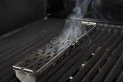Broil King Pellet Smokerbox / Räucherbox -Barbecue Serien Geschäft 22156 broil king pellet smokerbox 60181 4 1607699353