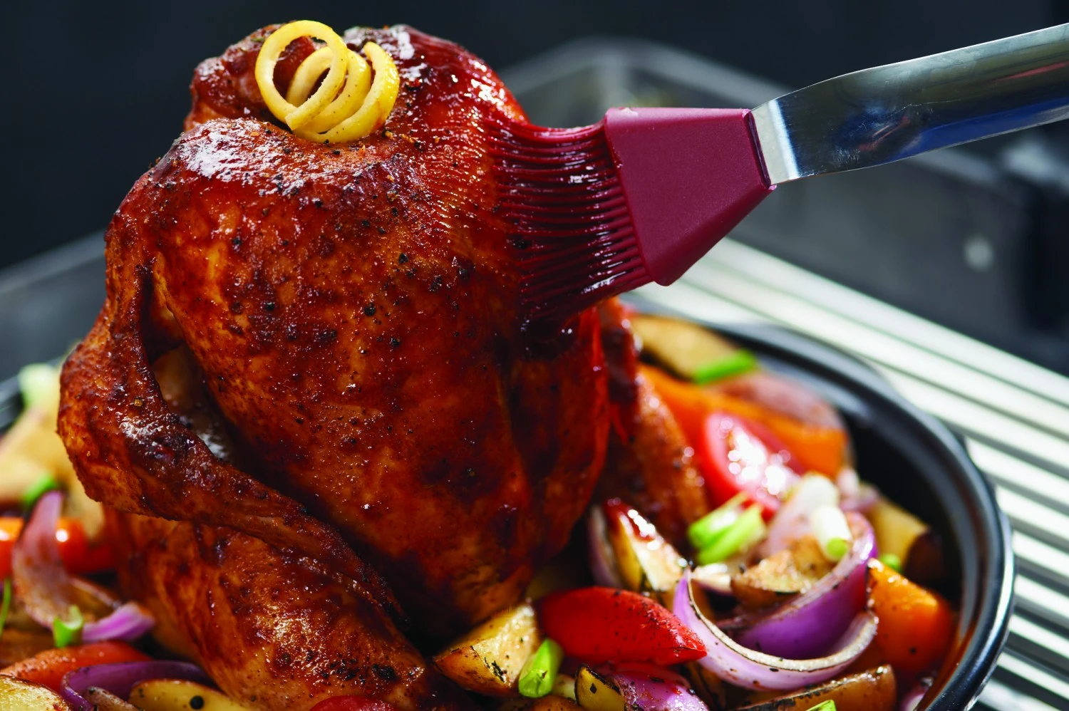 Broil King Hähnchenbräter Mit Aromapfanne 5 Broil King Hähnchenbräter Mit Aromapfanne – Bild 3