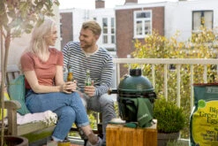 Big Green Egg Mini Keramikgrill -Barbecue Serien Geschäft Big Green Egg Mini Keramikgrill Balkongrill