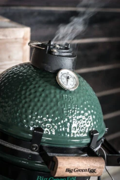 Big Green Egg Mini Keramikgrill -Barbecue Serien Geschäft Big Green Egg Mini Keramilgrill Tischgrill