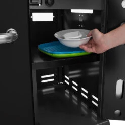 Broil King Regal 690 XL Black Gasgrill Inkl. Drehspieß - Modell 2023 21 Broil King Regal 690 XL Black Gasgrill Inkl. Drehspieß - Modell 2023 -Barbecue Serien Geschäft Broil King Regal 690 Unterwagen Ablage