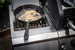 Grillfürst G520E 5-Brenner Gasgrill Mit Hochtemperaturbrenner, Heckbrenner Und Edelstahl Rosten - X-DEAL Inkl. Zubehörpaket 37 Grillfürst G520E 5-Brenner Gasgrill Mit Hochtemperaturbrenner, Heckbrenner Und Edelstahl Rosten - X-DEAL Inkl. Zubehörpaket -Barbecue Serien Geschäft Grillfuerst Gasgrill G520E Gusspfanne Steakzone