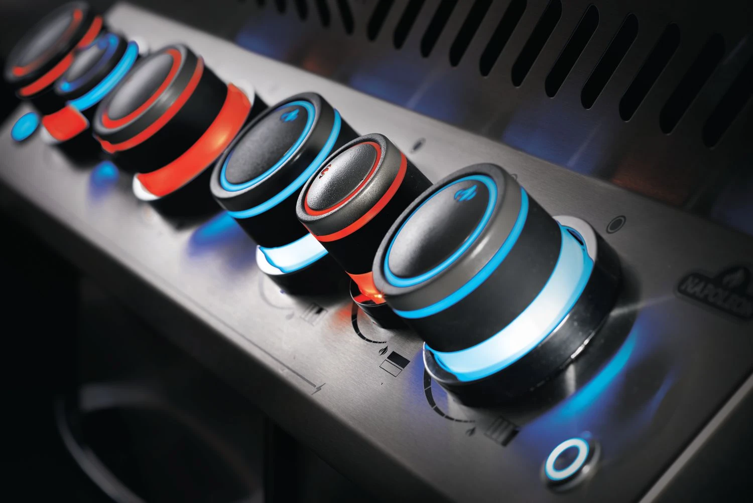 Napoleon Prestige 500 Gasgrill, Schwarz - Mit Safety Glow - Modell 2023 - SMART Deal Inkl. Grillfürst Grill Control 10 Napoleon Prestige 500 Gasgrill, Schwarz - Mit Safety Glow - Modell 2023 - SMART Deal Inkl. Grillfürst Grill Control – Bild 8