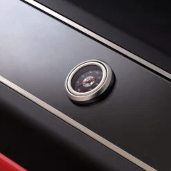 Rösle Videro G2-S VARIO+ Schwarz Gasgrill - FC Bayern Edition -Barbecue Serien Geschäft Roesle Gasgrill Videro FC Bayern Detail Deckeltermometer