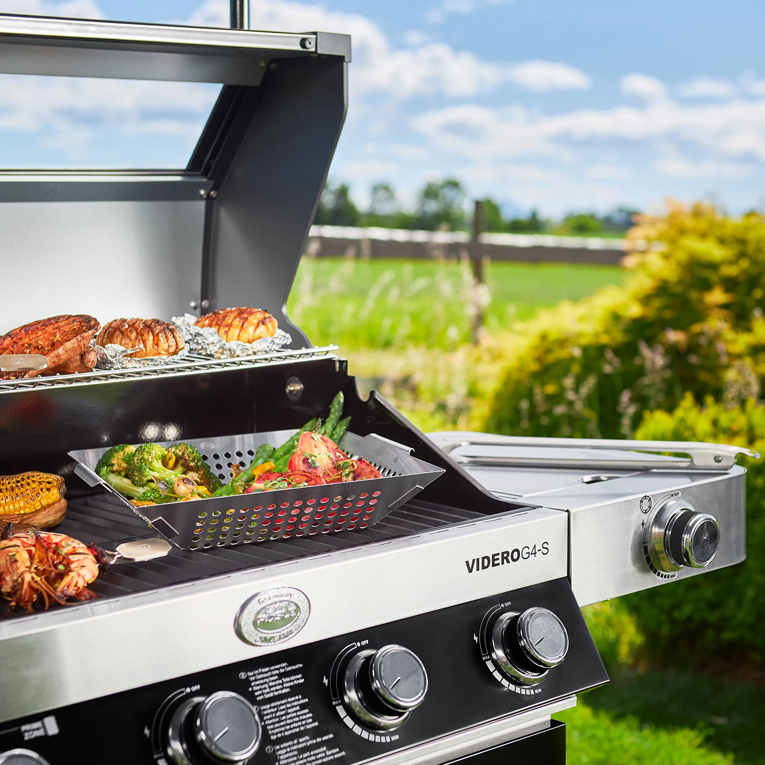Rösle Gasgrill Videro G4-S VARIO+ Schwarz - Modell 2023 - X-DEAL Inkl. Abdeckhaube, Grillplatte Und Drehspieß 15 Rösle Gasgrill Videro G4-S VARIO+ Schwarz - Modell 2023 - X-DEAL Inkl. Abdeckhaube, Grillplatte Und Drehspieß – Bild 13