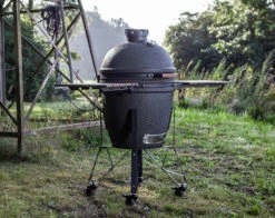 The Bastard Keramikgrill Urban Large - Complete - Schwarz Matt - Modell 2023 24 The Bastard Keramikgrill Urban Large - Complete - Schwarz Matt - Modell 2023 -Barbecue Serien Geschäft The Bastard Urban Large Keramikgrill Seitentische Untergestell